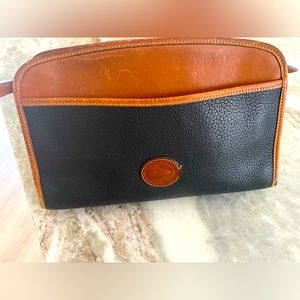 Dooney & Bourke leather crossbody bag